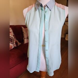 Sleeveless Mint Green Blouse